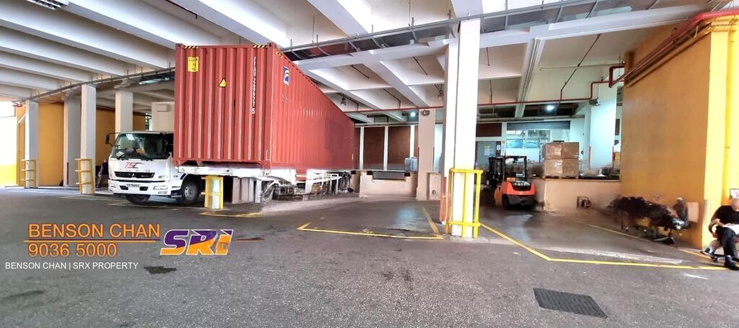 Ruby Land Complex (D13), Warehouse #469284451
